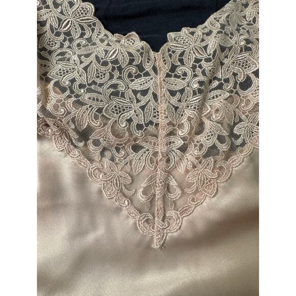 Vintage Wacoal Blush Pink Lace Camisole Japan Medium • Silky Coquette  Lingerie - Picture 9 of 12